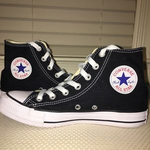 black converse high tops